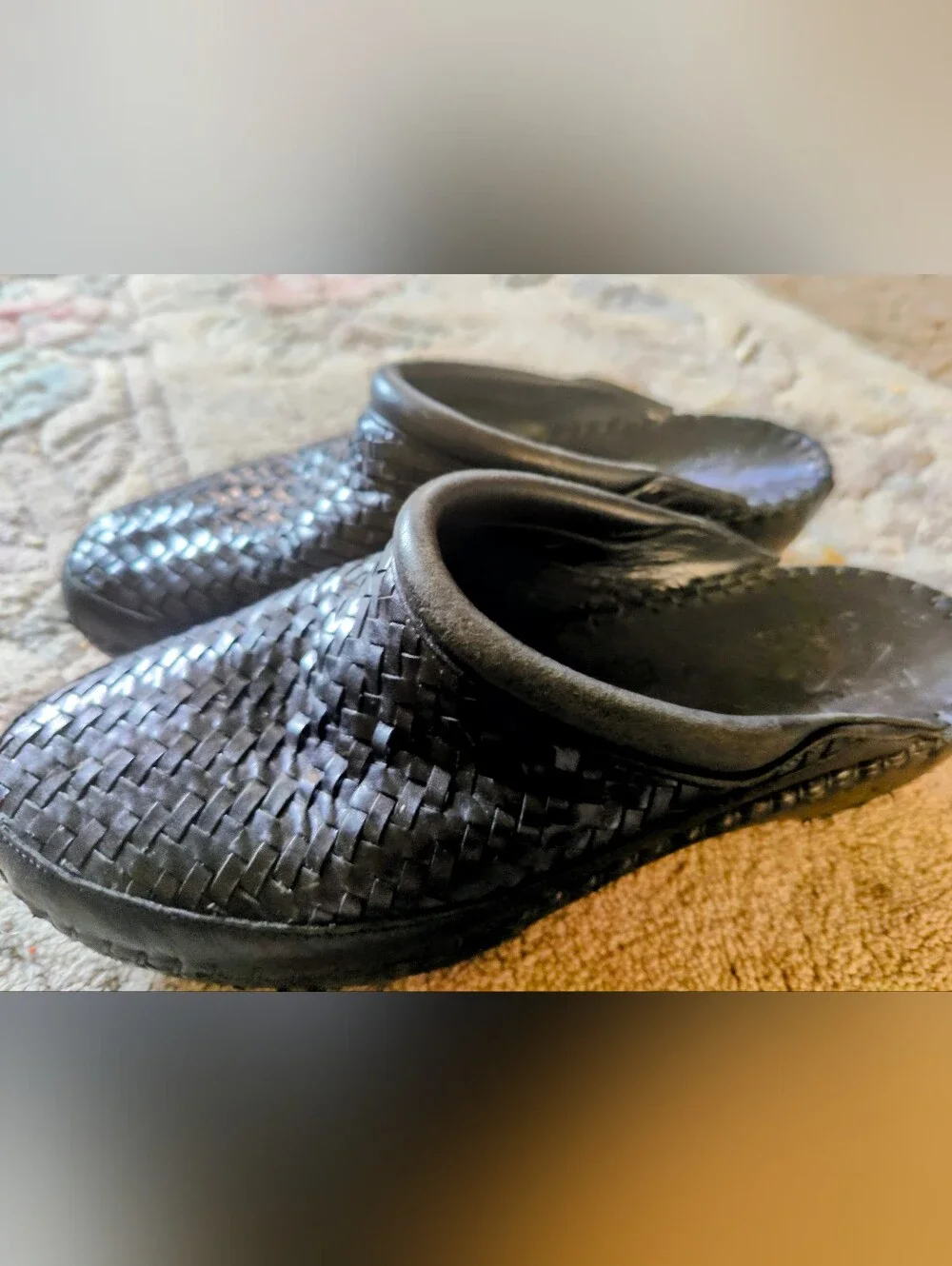Ladies Black Woven Slip-On Clogs